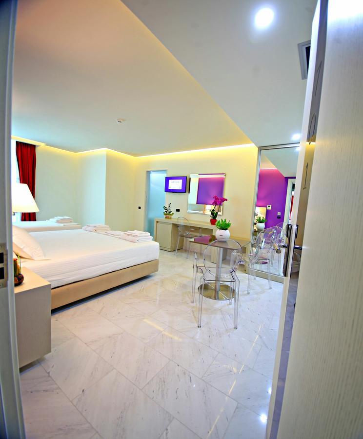 Hotel Palace วญอเรอ ภายนอก รูปภาพ