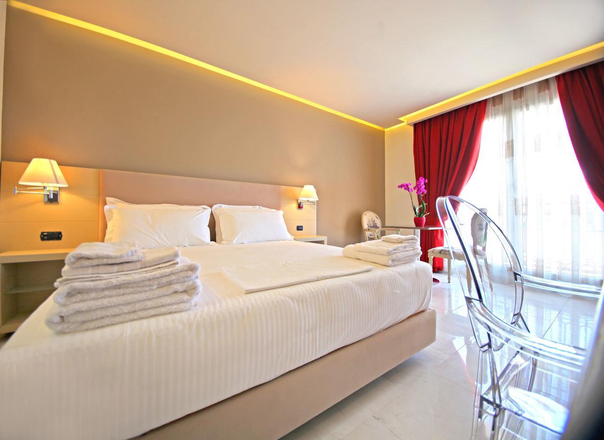 Hotel Palace วญอเรอ ภายนอก รูปภาพ