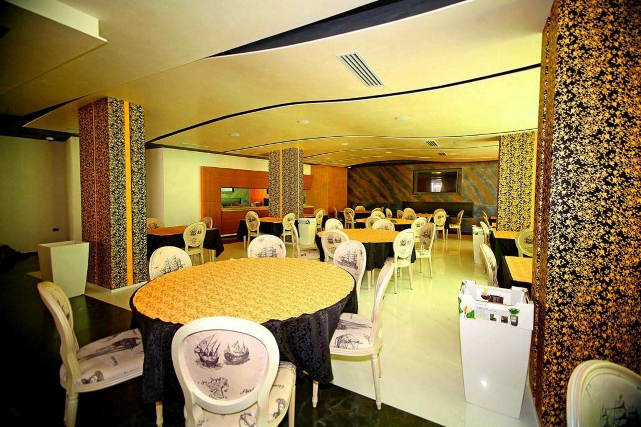 Hotel Palace วญอเรอ ภายนอก รูปภาพ