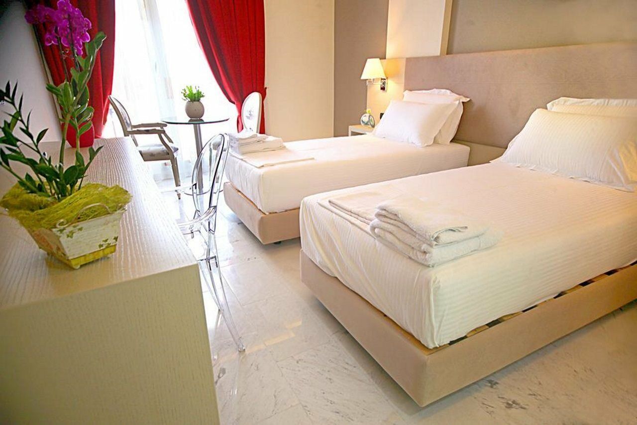 Hotel Palace วญอเรอ ภายนอก รูปภาพ