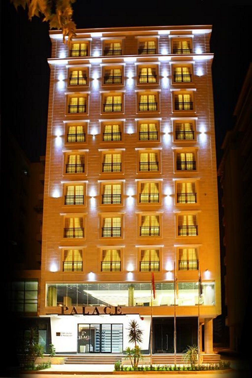 Hotel Palace วญอเรอ ภายนอก รูปภาพ